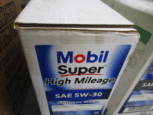lot 30 image: Mobil Super High Mileage 5-W-30