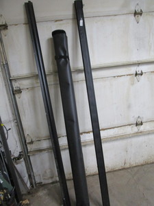 lot 43 image: Truck Bed Cover