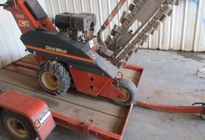 lot 19 image: Trench Digger - Ditch Witch