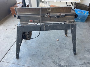 lot 8 image: Craftsman JointerPlaner