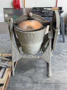 lot 10 image: Cement Mixer