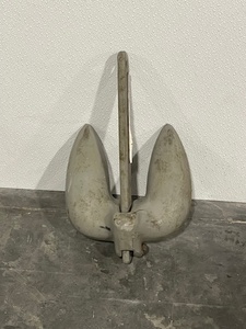 lot 65 image: 20 Pound Navy Anchor