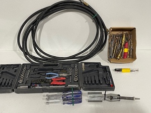 lot 116 image: Assorted Tools, Drill Bits