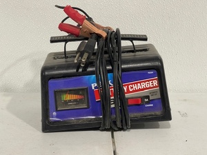 lot 73 image: Battery Charger