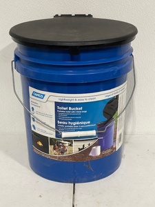 lot 84 image: Toilet Bucket NEW
