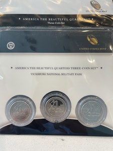 lot 64 image: America the Beautiful 3 Coin Quarter Set