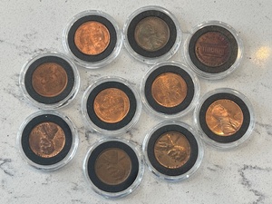 lot 77 image: Lincoln Cents