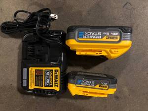 DEWALT Powerstack 20-Volt Lithium-Ion 5.0 Ah and 1.7 Ah Batteries and Charger  Customer Returns See Pictures