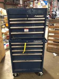 Husky 27 in. 10-Drawer Blue Tool Chest Combo  Customer Returns See Pictures