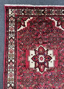 Hand Knotted Persian Area Rug