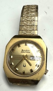 LARGE Mens Vintage Wrist Watch Lot