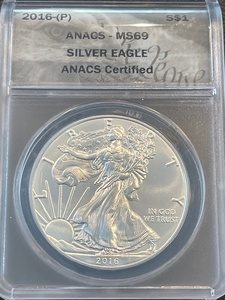 lot 10 image: 2016-P Silver Eagle ANACS MS69