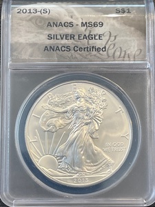 lot 16 image: 2013-S Silver Eagle ANACS MS69