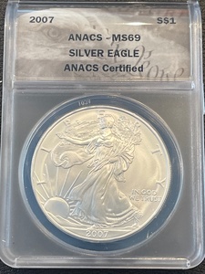 lot 25 image: 2007 Silver Eagle ANACS MS69