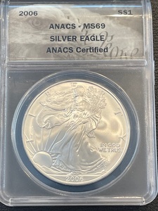lot 26 image: 2006 Silver Eagle ANACS MS69