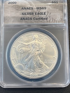 lot 32 image: 2000 Silver Eagle ANACS MS69