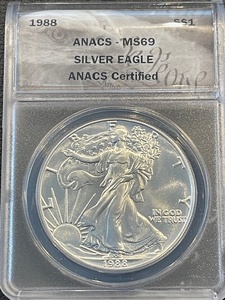 lot 44 image: 1988 Silver Eagle ANACS MS69