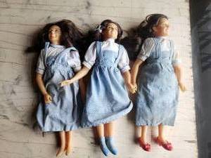 lot 6 image: Lot of 3 Dorothy Dolls