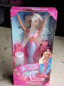 lot 65 image: Bubbling Mermaid Barbie