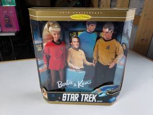 lot 70 image: Barbie and Ken Star Trek Gift Set