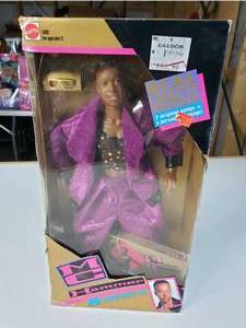 lot 108 image: MC Hammer Doll