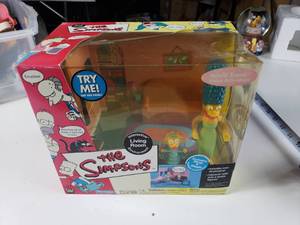 lot 181 image: The Simpsons Living Room Play Set