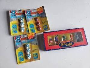 lot 224 image: DC Super Hero Figures, Button Biters