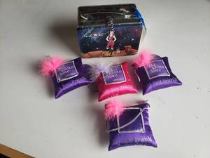 lot 227 image: Small Girl XC Lunch Box, Small Pillow Picture Frames