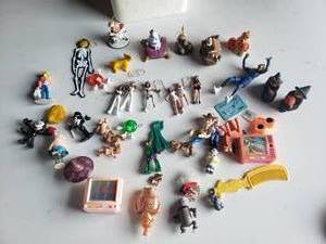 lot 231 image: Large Lot of Small Figures