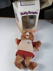lot 234 image: Teddy Ruxpin