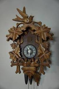 lot 53 image: Antique German Coo-Coo Clock
