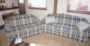 lot 104 image: Vintage Plaid Couch and Loveseat Furniture By Marshfield Modern of Marshfield Inc