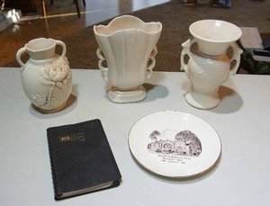 lot 107 image: Vintage Pottery Vase USA Marked 216-9, USA 1025, McCoy Etc.