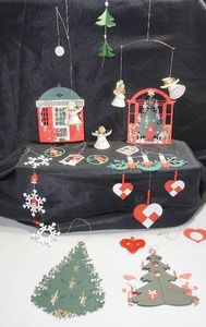 lot 193 image: Danish Art DeCor Oda-Mobiles and Proongigly Fine Die-Cuts