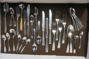 lot 215 image: Vintage Silverware Including Oneida Craftsman Silverware, Norpro, Century Korea, Oneida Community Stainless Etc