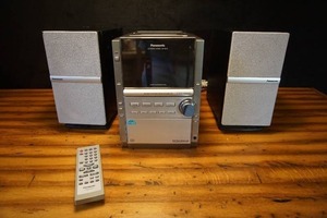 lot 280 image: Panasonic Mini AMFM Stereo 5 CD Tape SA-PM18 With Remote