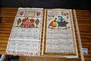 lot 295 image: Vintage Collectible Souvenir Textile Wall Art Banner Linen Tea Towel Tapestry