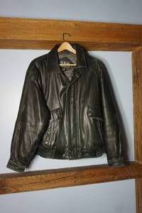 lot 356 image: RBM Black Leather Coat Banded Waist...
