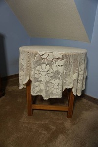 lot 368 image: Home DeCor...Round Accent Table wLace Crocheted Vintage Table Skirt...