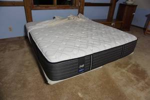 lot 371 image: Bedroom Furniture Sealy Premium wPosturepedic Technology Pillow-Top Mattress...