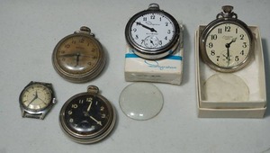 lot 409 image: Collectible Pocket Watches...