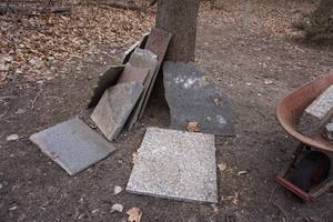 lot 700B image: Granite Slabs