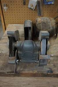 lot 502 image: Garage...Bench Grinder