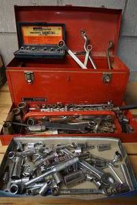 lot 516 image: Tool Box and Contents