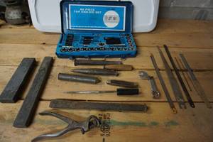 lot 520 image: Garage Shop ManCave