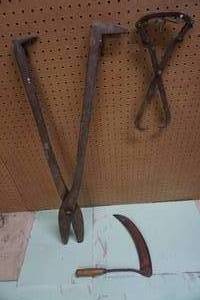 lot 532 image: Garage ManCave Shop Vintage Tools...