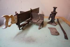 lot 535 image: Garage ManCave Wood Shop Vintage Tools...