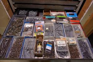 lot 548 image: Garage Shop ManCave...