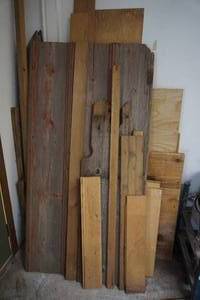 lot 583 image: A Whole Lot of Wood