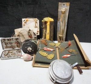 lot 610 image: Vintage Sporting Fishing Martin Etc.